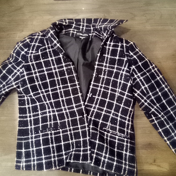 Oversized Wool Blend Vintage Plaid Blazer w/ Shimmer - Picture 7 of 11